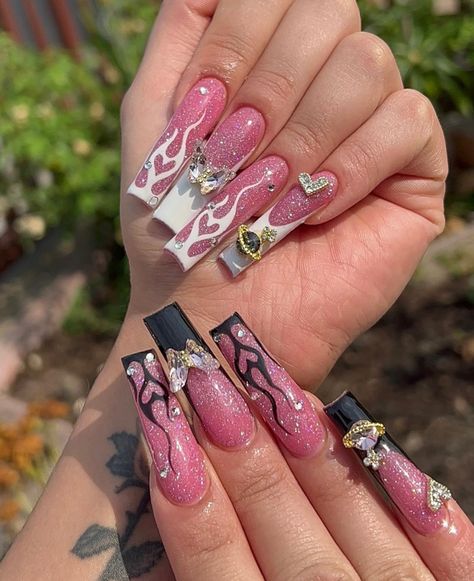 Flame Nails With Rhinestones, White And Black Flame Nails, Hot Pink Aesthetic Nails, Black And Pink Acrylics, Pink Black White Nails, Black And White Flame Nails, Hot Pink Flame Nails, Bratz Nails Art, Flame Nails Pink