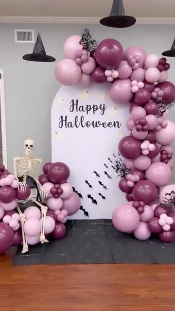 Halloween Ballon Arc, Baloon Wall, Balloons Ideas, Halloween Balloon, Balloon Creations, Shower Balloons, Halloween Balloons, Outdoor Party Decorations, Halloween Outdoor