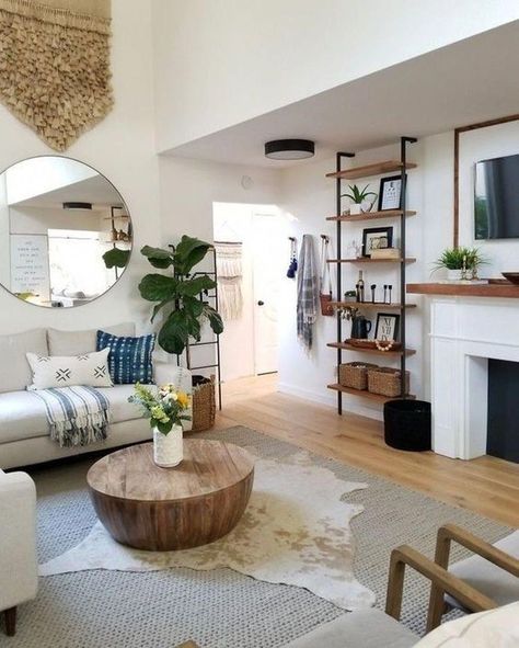 Interior Design Living Room Warm, Interior Design Living Room Modern, Minimalist Living Room Design, Room Furniture Design, Furniture Design Living Room, Ladder Shelf, Estantes Flotantes, Cowhide Rug, Living Room Colors