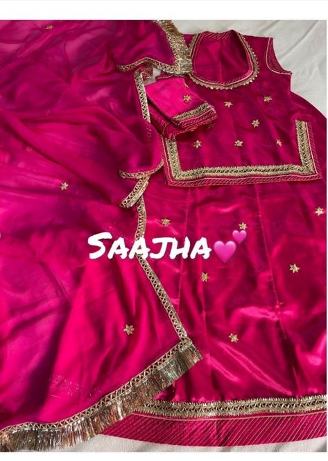 Gotapatti Work Rajputi Poshak, Poshak Aesthetic, Rajputi Poshak Designs, Marvadi Poshak, Rajputi Lehenga, Poshak Rajputi, Duppattas Designs Ideas, Indian Clothes Women, Rajasthani Poshak