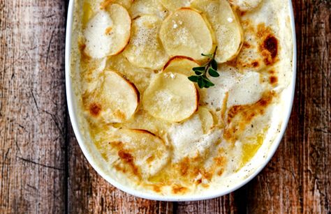 Fannie Farmer's Scalloped Potatoesf.  Need to try...sounds like the old fashioned recipe mom used. Potato Scallop, Farmer Recipes, Scalloped Potatoes And Ham, Best Macaroni And Cheese, Milk Nutrition, Scalloped Potato Recipes, Scallop Recipes, Scalloped Potatoes, Dinner Sides