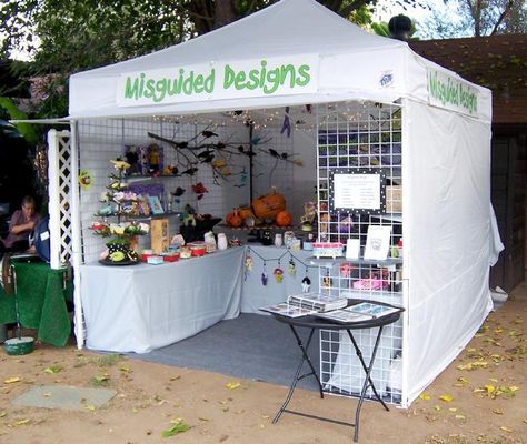 Tent Displays Show Booth, Snack Booth Design, Outdoor Booth Ideas, Tent Booth Design, Outdoor Booth Design, 10x10 Craft Booth Display Ideas, Outdoor Market Booth Ideas, Outdoor Boutique, Quick Easy Crafts