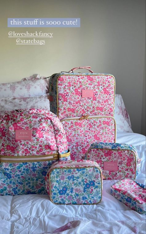 Love Shack Fancy Suitcase, Preppy Suitcase, Preppy Luggage, Preppy Travel Bags, Suitcase Aesthetic, Preppy School Supplies, Preppy Travel, Cute Suitcases, Cute Luggage