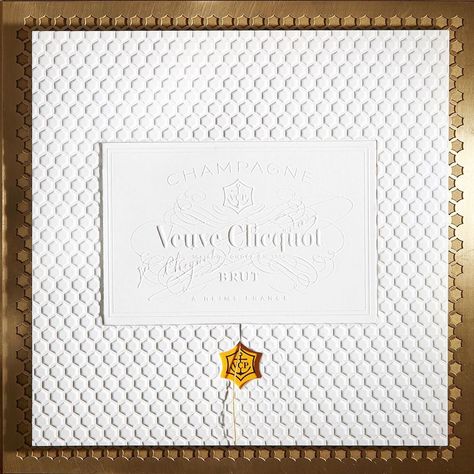 Imprimerie du Marais (@imprimeriedumarais) posted on Instagram: “Let’s take a moment today for our #throwbackthursday of this beautiful @veuveclicquot project from 2017, white on white embossing on a…” • Oct 22, 2020 at 8:24am UTC Paris Atelier, Engraved Plates, Embossed Printing, Mooncake, White On White, 3d Pattern, Inspirational Wallpapers, Print Collage, Christmas Settings