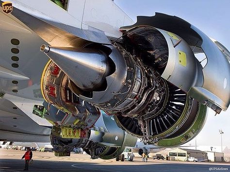 GEnx-2b engine on 748 Plane Engine, Airplane Engine, Бмв X3, Commercial Plane, Turbine Engine, Aircraft Mechanics, Aircraft Maintenance, Gas Turbine, Aircraft Engine