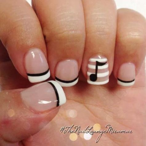 Music!! Nashville Nails, Music Note Nails, Music Nails, Black And White Nail Art, White Nail Art, Vacation Nails, Short Nail Designs, Simple Nail Designs, Music Note