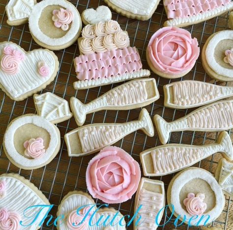 image | The Hutch Oven Wedding Shower Cupcakes, Buttercream Cookies, Wedding Shower Cookies, Bridal Cookies, Bridal Shower Cookies, Cookie Tutorials, Cool Wedding Cakes, Cookie Frosting, Flower Cookies