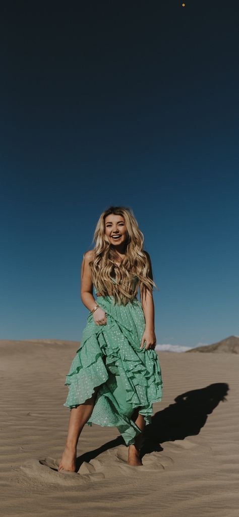 Sand dune, green two piece revolve set, long blonde hair, ombré hair, photoshoot Sand Dune Photoshoot, Dune Photoshoot, Green Two Piece Set, Sand Dunes Photoshoot, Green Two Piece, Photography Themes, Portrait Photoshoot, Senior Photoshoot, Long Blonde