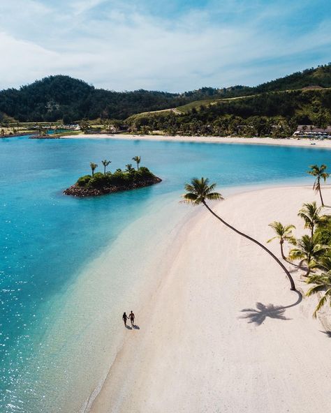 Gorgeous white sands lead to the beautiful blue bay! Fiji Photography, Fiji Honeymoon, Fiji Beach, Fiji Travel, Pacific Islands, Island Vacation, South Pacific, Beautiful Places To Travel, Pretty Places