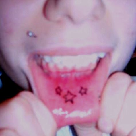 .. In Lip Tattoo, Star Lip Tattoo, Tongue Tattoo Design, 2000s Tattoo Ideas, Tongue Tattoo, Inner Lip Tattoo, Mouth Tattoo, Cute Tats, Sick Tattoo