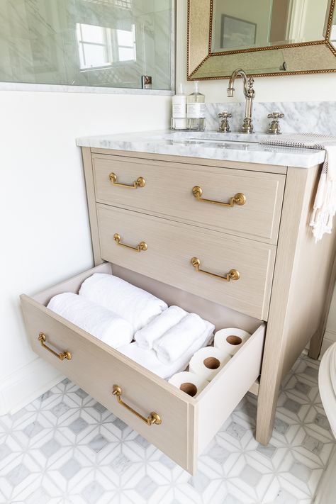 Beautiful vanity with storage in small bathroom Bathroom Renovation Cost, Guest Bathroom Renovation, Bathroom Vanity Drawers, Bathroom Vanity Storage, Powder Room Vanity, Small Bathroom Renovation, Small Bathroom Vanities, Small Vanity, Furniture Office