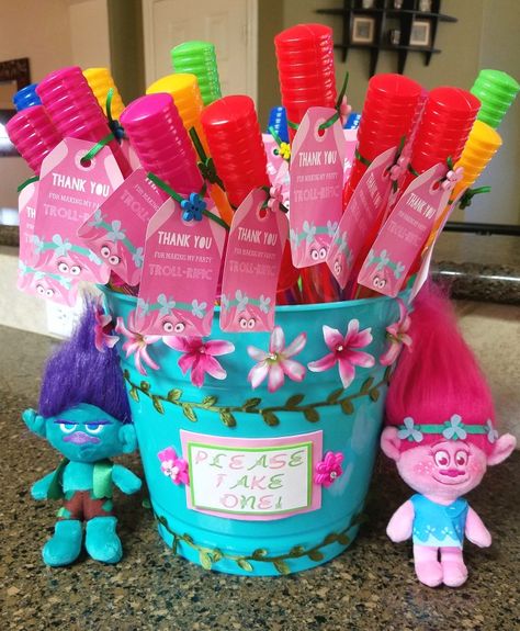 Trolls 5th Birthday Party Ideas, Trolls Birthday Party Activities, Trolls Party Games, Troll Party Ideas, Trolls Birthday Party Food, Trolls Poppy Birthday Party Ideas, Trolls Birthday Party Games, Trolls 3 Birthday Party Ideas, Trolls Party Snacks