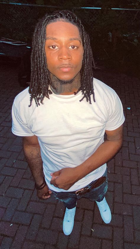 Micro Locs Men, Boy Braids, Hairstyle Black, Black Dreads, Dread Head, Braids For Boys, Dreadlock Hairstyles For Men, Colors Hair, Dreadlock Hairstyles