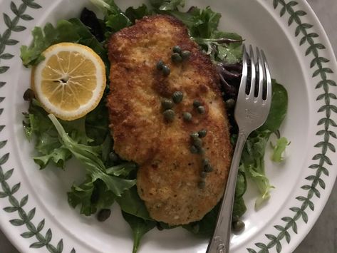 Recipe: A quick and easy way to make Chicken Parmesan – San Bernardino Sun Olive Oil Salad, Ina Garten Recipes, Lemon Vinaigrette, Arugula Salad, Tv Personality, San Bernardino, Chicken Parmesan, Skinless Chicken Breast, Juicing Lemons