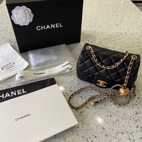 Chanel Runway Black Square Mini Flap Pearl Crush Bag Chanel Pearl Crush Bag, Chanel Pearl Crush, Runway 2020, Chanel Mini Flap Bag, Chanel Pearl, Chic Crossbody Bag, Chanel Runway, Chanel Pearls, Chanel Mini