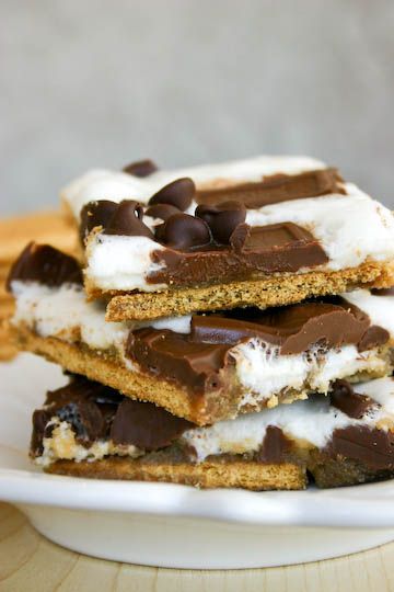 Graham Cracker S'mores Candy. Graham Cracker Smores, Cracker Candy, S'mores, Yummy Sweets, Graham Cracker, Eat Dessert, S Mores, Sweets Treats, Candy Recipes