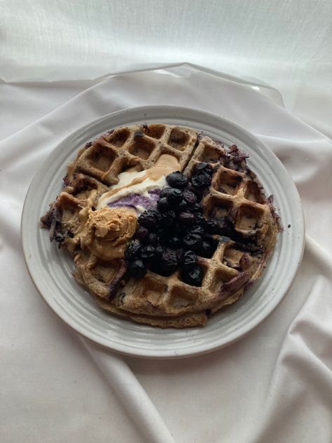 Seed Cycling, Healthy Waffles, Blueberry Waffles, Breakfast Inspiration, Plant Milk, Oat Flour, Pancakes And Waffles, Waffle Maker, Food Is Fuel