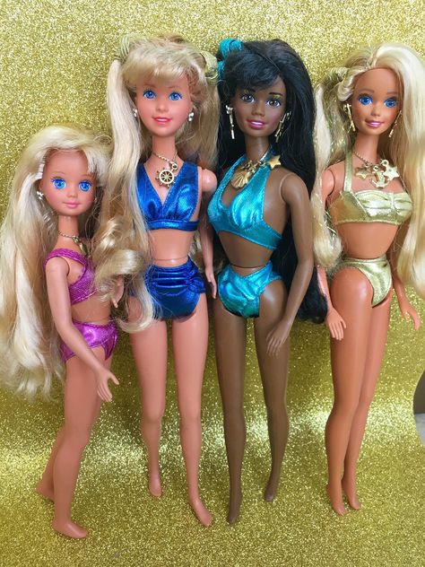 Christie Barbie, Barbie 1990, Barbie Sets, Vintage Barbie Dolls, Barbie Friends, 90s Kids, Swimsuit Fashion, Barbie And Ken, Our Girl