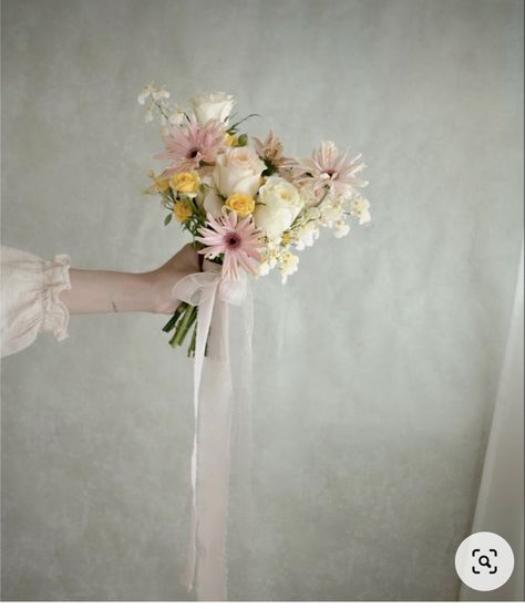 Artificial Hand Bouquet, Petite Bridal Bouquet, Small Bride Bouquets, Small Bridesmaid Bouquets, Modern Bridal Bouquets, Small Bridal Bouquets, Small Wedding Bouquets, Simple Wedding Flowers, Summer Wedding Bouquets