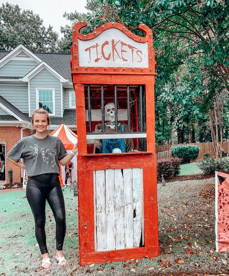 Dad made this amazing ticket booth with old wood and pallets Halloween Ticket Booth, Ticket Booth Diy, Diy Ticket Booth, Dunking Booth, Diy Ticket, Booth Diy, Carnival Tickets, School Festival, Halloween Circus