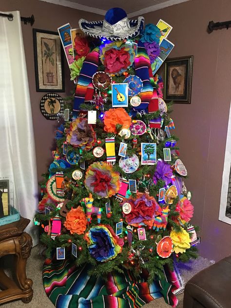 Loteria Christmas Tree, Fiesta Christmas Tree, Mexican Christmas Tree, Mermaid Christmas Tree, Mexican Christmas Decorations, Mexico Christmas, Mexican Christmas, Mexican Crafts, Christmas Tree Decorating Themes