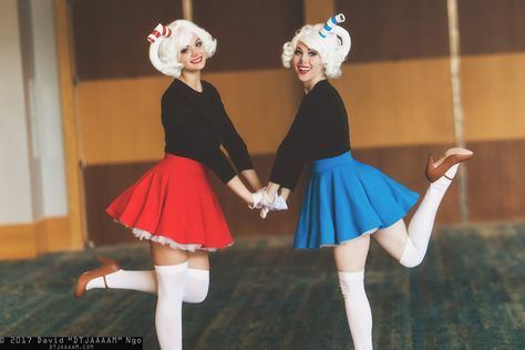 Cuphead And Mugman Costume, Cup Head Cosplay, Cuphead And Mugman Cosplay, Cuphead And Mugman, Powerpuff Girls Cartoon, Cup Head, Couples Halloween Outfits, Matching Costumes, White Tights