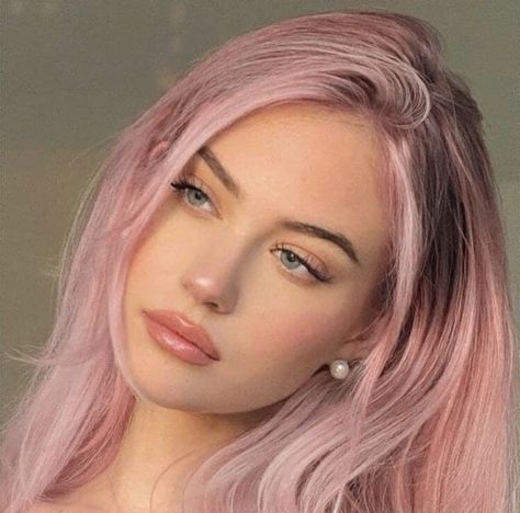 Pink Hair With Roots, Unanswered Prayers, Hair Today Gone Tomorrow, Light Pink Hair, Hair Arrange, Pretty Hair Color, Model Inspo, Crazy Colour, Hair Inspo Color