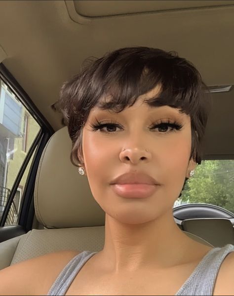 Pixie With Bangs Black Women, Teyana Taylor Pixie, Pixie Cut With Bangs Black Women, Pixie Haircut Straight Hair, Baddie Haircuts, Pixie Cut Straight Hair, 90s Pixie Cut Black Women, 90s Pixie, Straight Pixie Cut