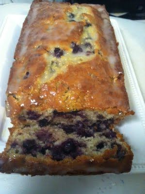 Blueberry-Banana Bread Blueberry Orchard, Ingredients Design, Blueberries Muffins, Baked Sweets, Blueberry Banana Bread, Mexican Cornbread, Meat Eater, Yogurt Dip, Design Texture