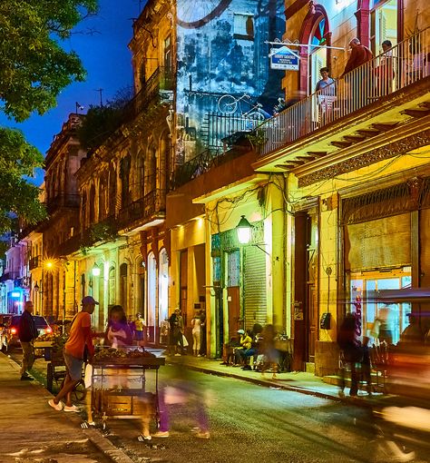 https://flic.kr/p/Rj6AtH | Cuba | Havana at night Salsa Aesthetic, Cuba Aesthetic, Cabaret Goth, Cuba City, Havanna Cuba, Cuba Holiday, Cuba Vacation, Cuba Photos, Cuba Havana