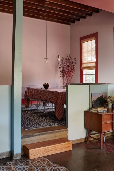 Photo 3 of 14 in A Hot Pink House in New Orleans Has an Even More Colorful Past - Dwell Concrete Floor Colors, Dining Room Pendant Lighting, Modern Dining Rooms, Staircase Outdoor, Eclectic Dining, New Orleans Homes, Interior Design Boards, Cabinetry Design, Interiors Dream