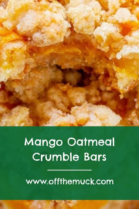 Mango bars with sugar Mango Crumble Recipe, Mango Crumble, Oatmeal Crumble Bars, Mango Oatmeal, Oatmeal Crumble, Mango Dessert Recipes, Mango Dessert, Crumble Bars, Crumble Recipe