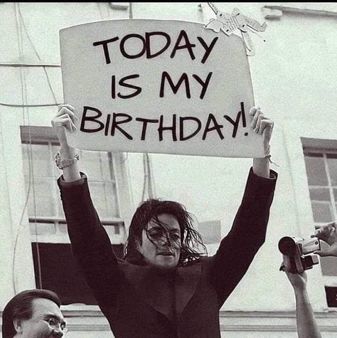 Its My Birthday Aesthetic, Its My Birthday Quotes, It’s My Birthday Quotes, Its My Birthday Videos, Michael Jackson Aesthetic, Michael Jackson Birthday, Michael Jackson Party, Michael Jackson Photoshoot, Michael Jackson Quotes