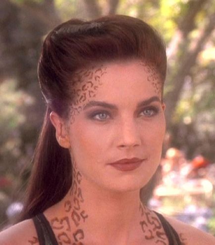 Terry Farrell Actress, Terry Farrell, Star Trek Costume, Star Trek Cast, Deep Space 9, Star Trek Ds9, Star Trek Deep Space Nine, Deep Space Nine, Star Trek Funny