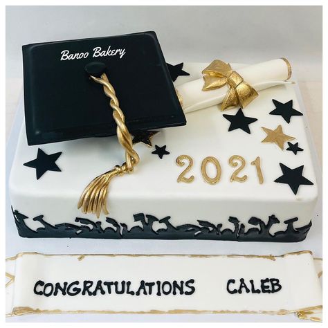 Marjan Hakemi | Graduation cake 👩🏻‍🎓👨🏻‍🎓 • • • #Banoobakeryy #graduationparty #graduationcake #graduationcustomcake #customcakes #uniquecakes… | Instagram Graduation Cake, Unique Cakes, Graduation Cakes, Custom Cakes, Graduation Party, Cake, Instagram