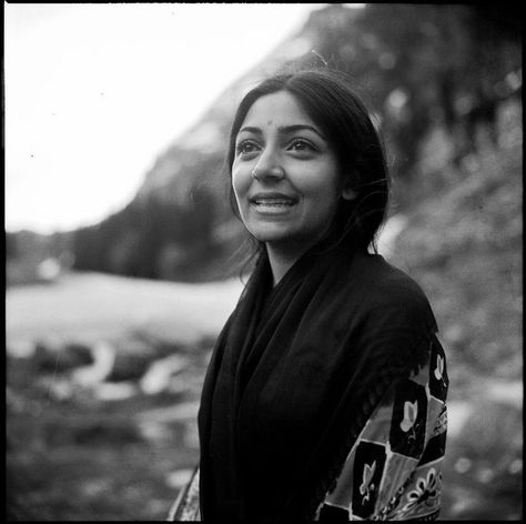 Deepti Naval Deepti Naval, Bollywood Retro, All By Myself, Retro Bollywood, That's Me, Vintage Bollywood, Desi Girl, My Struggle, Indian Bollywood