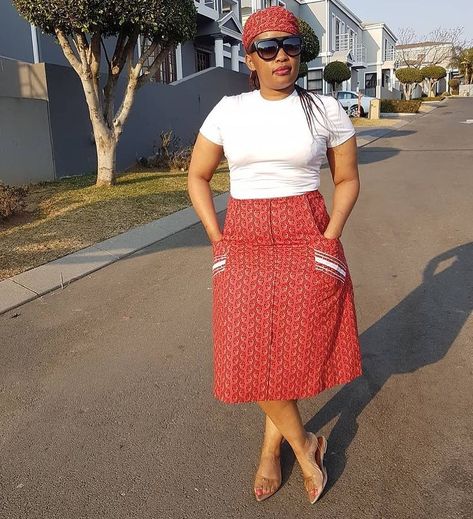 Shweshwe Skirts For Makoti, Sishweshwe Designs Skirts, Shweshwe Skirt Designs, Shweshwe Skirts South Africa, Shweshwe Skirts, Shweshwe Dresses Patterns 2023, Shweshwe Dresses Lesotho, Sotho Traditional Attire, Shweshwe Dresses Patterns