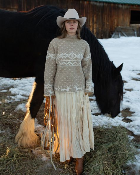 Colter Crinkle Skirt – Court's General Store Crinkle Skirt, Classy Cowgirl, Nordic Sweater, Scandinavian Fashion, Fall Winter Wardrobe, Western Hats, Favorite Sweater, Cozy Outfit, Feminine Outfit