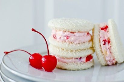 Small Sandwiches, Sophie Tea, Pineapple Tea, Tea Sandwich, Tea Party Sandwiches, Tea Sandwiches Recipes, Cherry Tea, Party Sandwiches, Tea Party Food