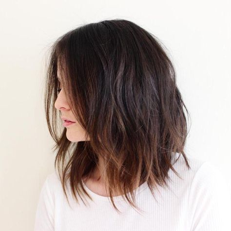 long messy brown bob with balayage Messy Bob Hairstyles, Sophisticated Hairstyles, Long Bob Haircuts, Long Bob Hairstyles, Asian Hair, Long Bob, Shoulder Length Hair, Bob Hairstyle, Length Hair