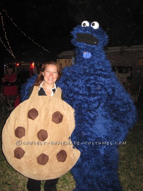 Coolest Adult Cookie Monster Costume Adult Cookie Monster Costume, Cookie Costume Diy, Monster Costume Diy, Cookie Monster Halloween Costume, Monster Cookies Halloween, Adult Costumes Diy, Cookie Monster Costume, Epic Halloween Costumes, Cookie Costume