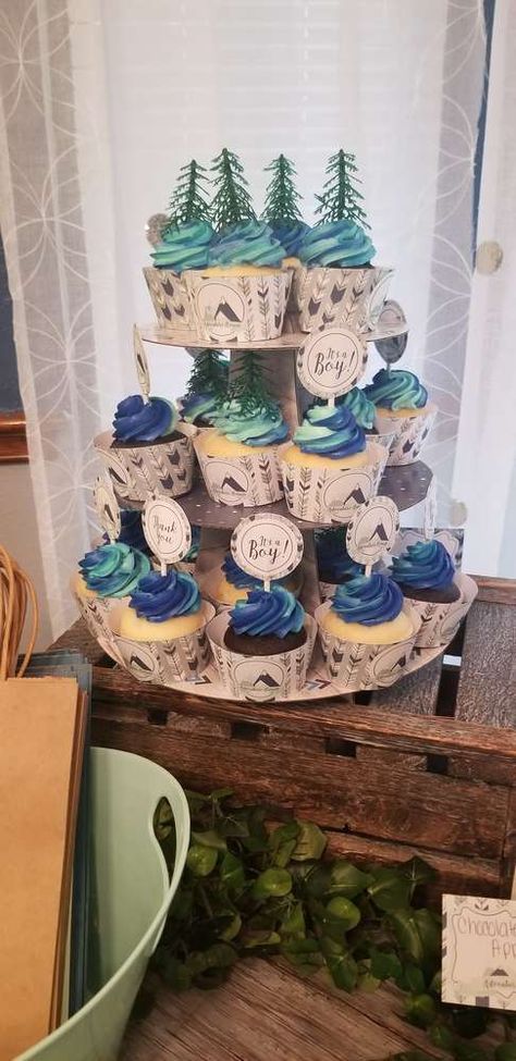 Adventure Awaits Cupcakes, Mountain Cupcakes, Adventure Awaits Cake, Adventure Baby Shower Boy, Mountain Baby Shower Theme, Baby Shower Color Themes, Adventure Baby Shower Theme, Adventure Awaits Baby Shower, Adventure Baby Shower