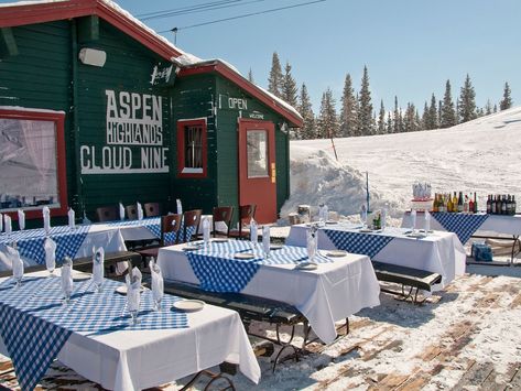 30 Best Après-Ski Spots Around the World Cloud 9 Aspen, Aspen Colorado Winter, Denver Photography, 2024 Manifestation, Apres Ski Party, Mountains Colorado, Swiss Style, Colorado Winter, Ski Club