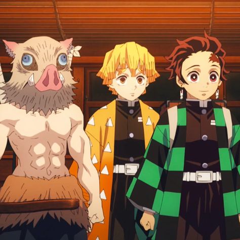 Anime Friendship Icon, Trio Friends Anime, Demon Slayer Friendship, Demon Slayer Group Photo, Demon Slayer Anime Scene, Demon Slayer Pictures, Demon Slayer Boys, Anime 3 Best Friends, Anime Trio