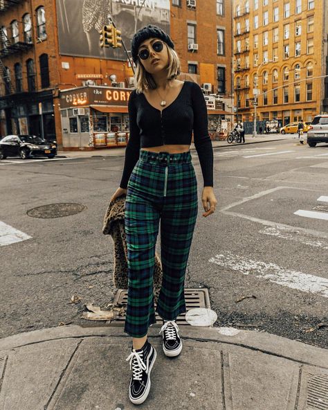 Nicole Alyse on Instagram: “Running around Soho today 〰️ On my way to @soho.ink to get a new tattoo or two! 😇 Wearing @majorelle_collection pants via @revolve, a @guess…” Look Grunge, K Fashion, Plaid Pants, Outfit Goals, Looks Style, Fashion Killa, Grunge Outfits, Outfits Casuales, Look Cool