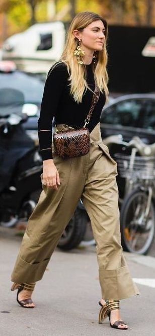 Details Outfit, Paperbag Hose, Streetstyle Fashion, Elegante Casual, Looks Street Style, Style Looks, Fashion Weeks, Street Style Inspiration, Mode Inspo