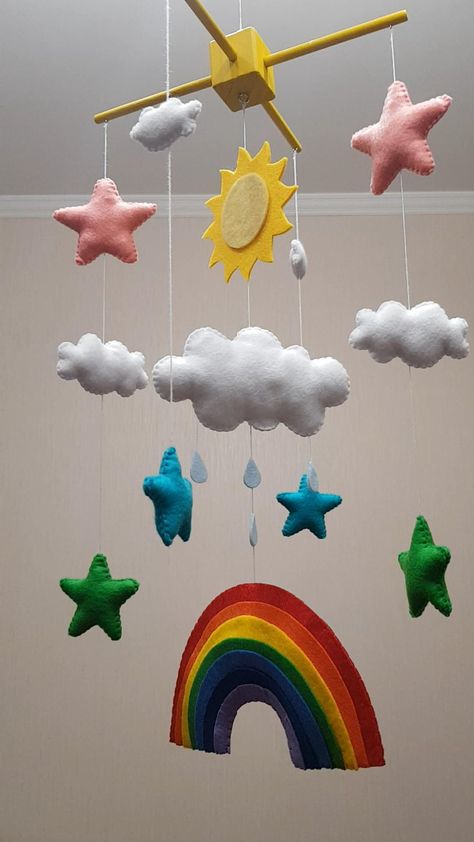 Here you will find all kinds of pins about nature's rainbows. Girl Nursery Diy, Wooden Mobile, Mobile Hanger, Baby Room Diy, Nursery Rainbow, Felt Crafts Diy, Summer Crafts For Kids, Mobile Nursery, Baby Crib Mobile