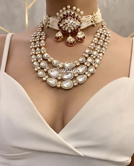 Kundan Choker & Layered Necklace Kundan Layered Necklace, Indian Choker Necklace, Neck Pieces Jewelry, American Diamond Jewellery, Fantasy Land, Kundan Choker, Necklace Indian, Indian Necklace, Statement Choker