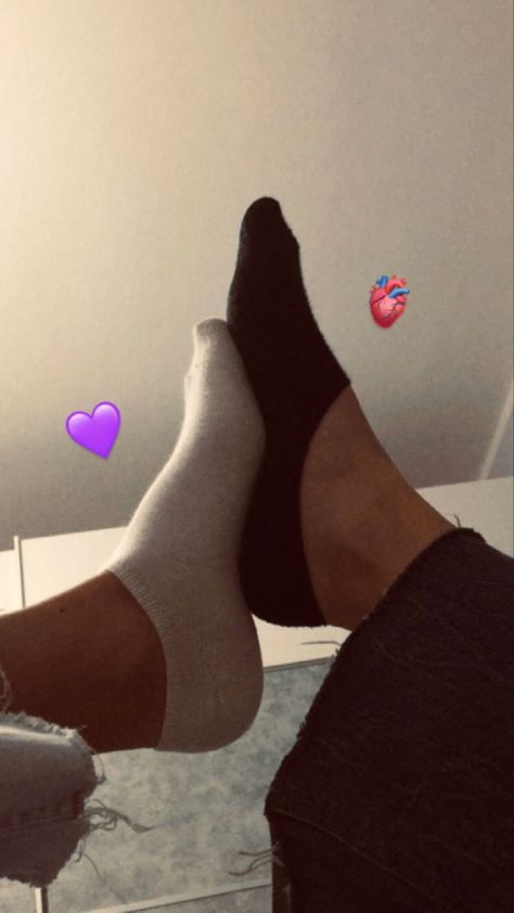 Red Pantyhose, Socks Photography, Fall Fashion Outfits Casual, Tumblr Couples, Cute Friend Photos, Cute Couple Poses, White Socks, Cool Outfits For Men, Liner Socks