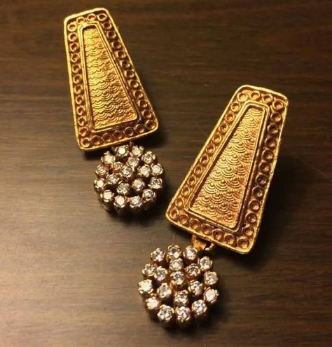 Artificial Jewellery Online Shopping, Wedding Rings Box, Rings Box, Traditional Jewellery, Artificial Jewellery, Bridal Fashion Jewelry, Gold Fashion Necklace, Gold Jewellery Design Necklaces, Jewelry Design Earrings